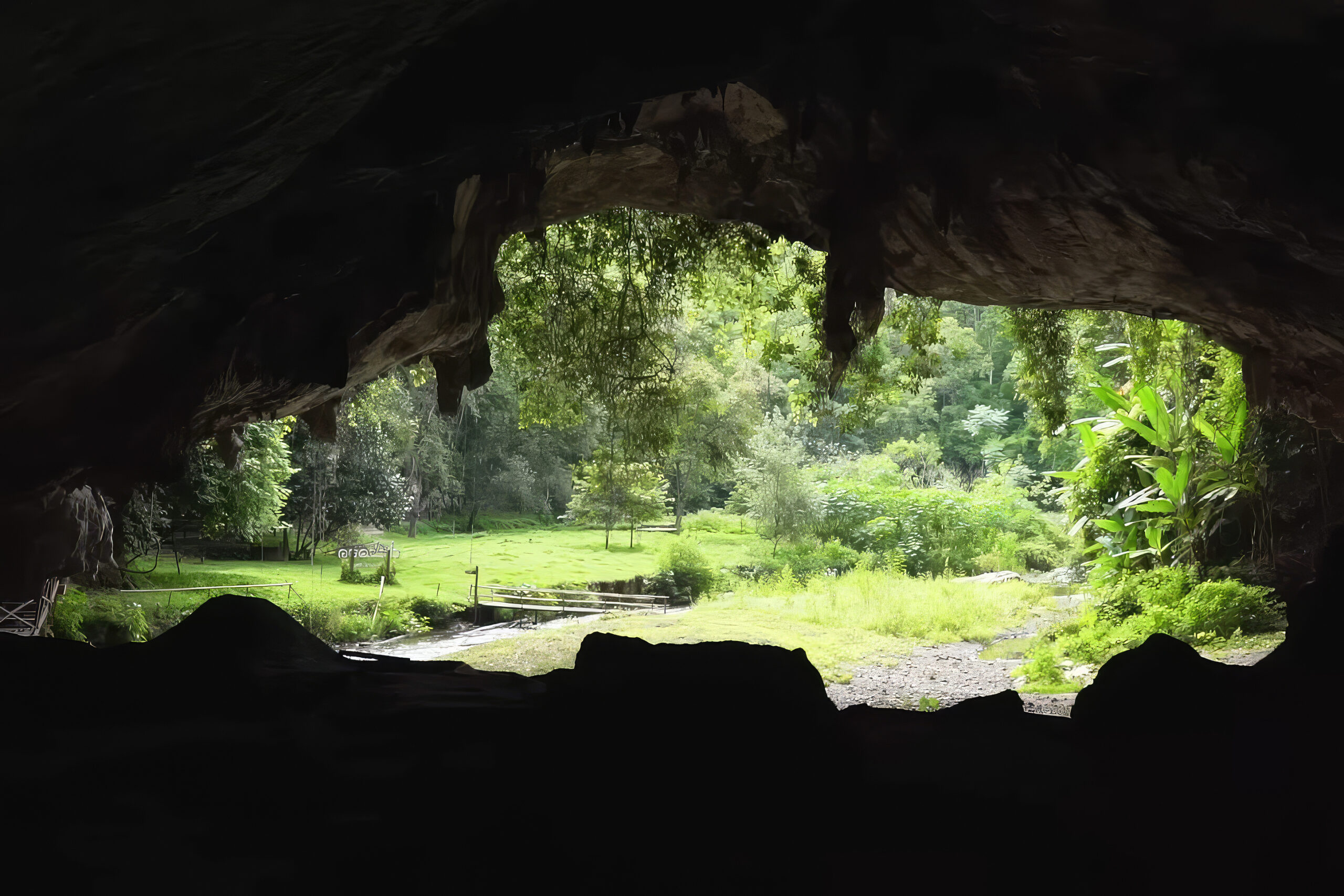 Nam Lod Caves - Northern Thailand
